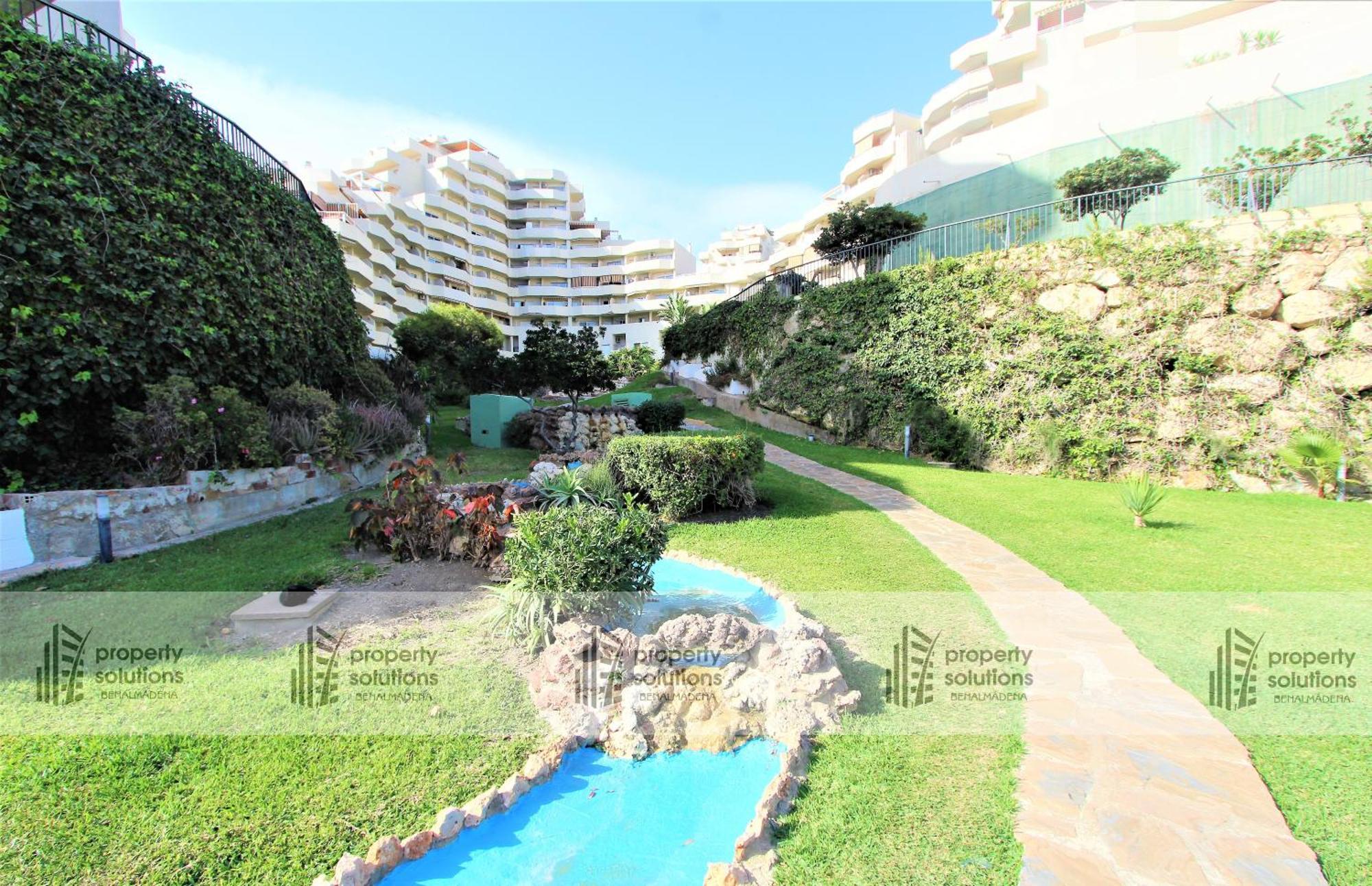 Benalbeach 1010 - Vista Al Mar - Piscina Todo El Ano - Primera Linea De Playa Беналмадена Екстериор снимка